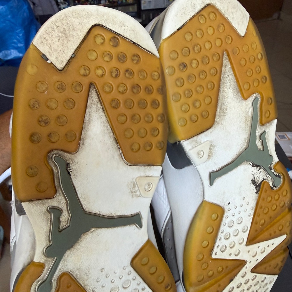 Jordan Air Jordan 6 Retro Mens 10.5 White Cool Grey CT8529-100 High Top Sneaker - Picture 7 of 10